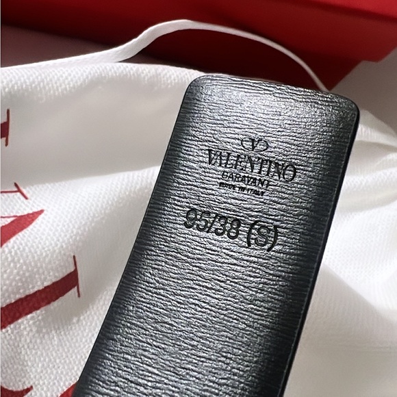 Valentino Garavani Belt with Gold Buckle - Picture 9 of 10